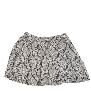 Bethany Mota skirt cream XL